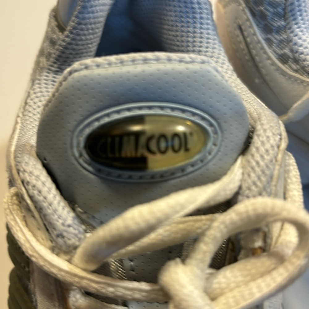 Adidas Climacool athletic shoes white with grey, blue and green size 6 - Picture 4 of 11